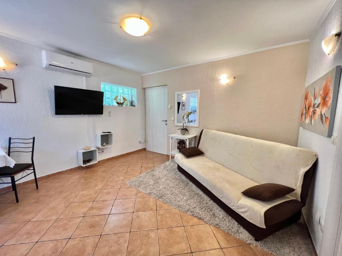 Apartments In Dramalj 45034 Экстерьер фото