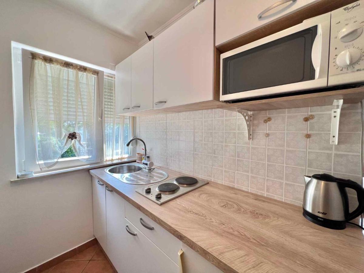 Apartments In Dramalj 45034 Экстерьер фото