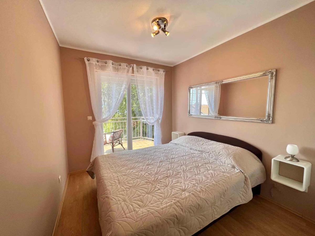 Apartments In Dramalj 45034 Экстерьер фото