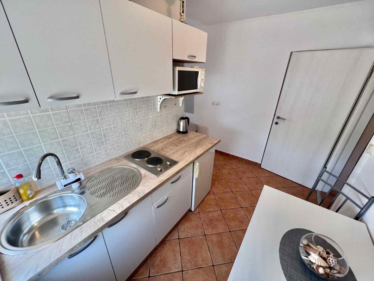 Apartments In Dramalj 45034 Экстерьер фото